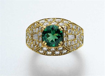 Lot 38 - Green Garnet and Diamond Ring