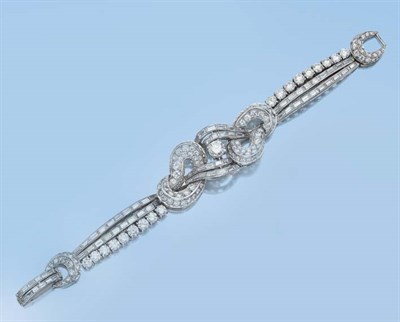 Lot 607 - Diamond Bracelet