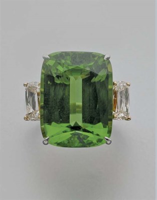 Lot 324 - Peridot and Diamond Ring