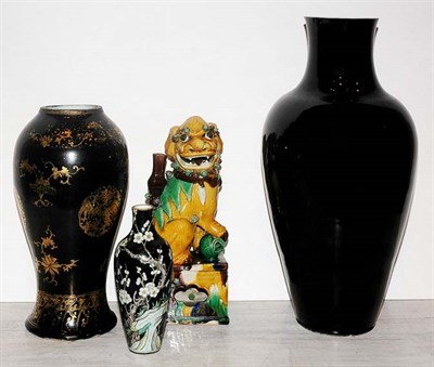 Lot 1292 - Group of Chinese Porcelain Articles Comprising...