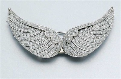 Lot 221 - Diamond Double Clip-Brooch