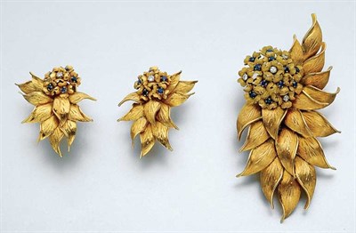 Lot 78 - Gold, Sapphire and Diamond Leaf Clip-Brooch and Pair of Earclips