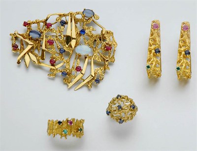 Lot 2737 - Group of Gold and Colored Stone Jewelry