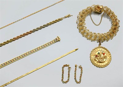 Lot 2675 - Group of Gold Jewelry