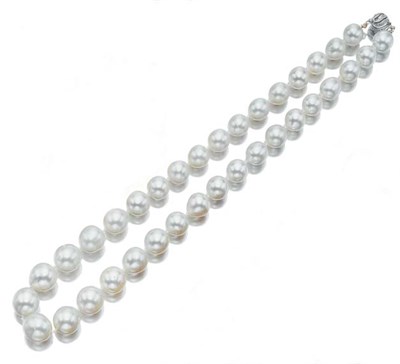 Lot 472 - Cultured Pearl Necklace with Diamond Clasp