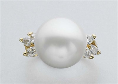 Lot 215 - Cultured Pearl and Diamond Ring