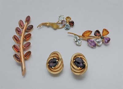 Lot 7 - Group of Gold and Gem-Set Jewelry