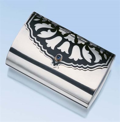 Lot 414 - Silver, Black Enamel and Cabochon Sapphire Evening Purse