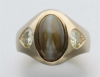 Lot 257 - Gold, Cat's Eye and Diamond Ring