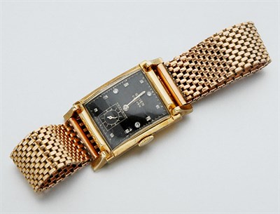 Lot 2739 - Gentleman's Gold Wristwatch