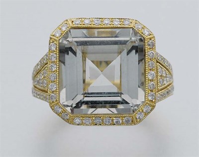 Lot 62 - Green Quartz and Diamond Ring