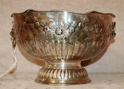 Lot 395 - Silver Plated Pedestal Center Bowl