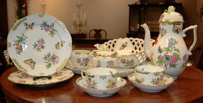 Lot 579 - Herend Porcelain Dessert Service Comprising...