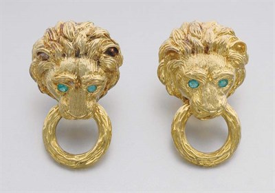 Lot 102 - Pair of Gold and Emerald Lion Head Earrings