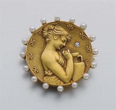 Lot 378 - Art Nouveau Gold, Diamond and Seed Pearl Pendant-Brooch