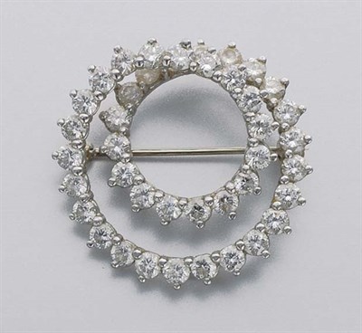 Lot 405 - Diamond Spiral Brooch