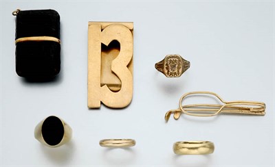 Lot 2577 - Group of Miscellaneous Gentleman's Gold Items