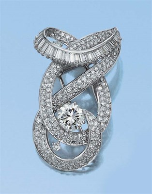 Lot 603 - Diamond Clip-Brooch