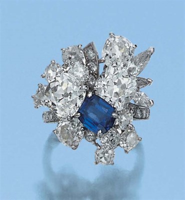 Lot 604 - Diamond and Sapphire Cluster Ring