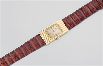 Lot 377 - Gold Wristwatch