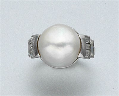 Lot 2575 - Mabe Pearl and Diamond Ring
