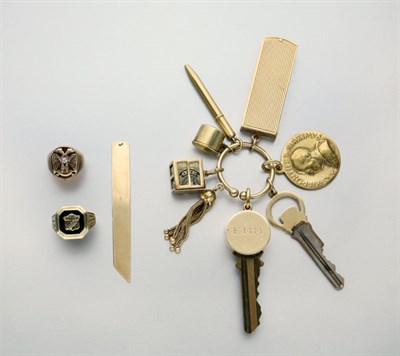 Lot 2716 - Group of Gentleman's Jewelry and Items