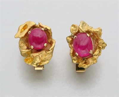 Lot 2543 - Pair of Nugget Gold and Cabochon Ruby Cufflinks