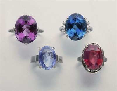 Lot 2419 - Four Rings