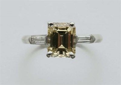 Lot 2426 - Diamond Ring