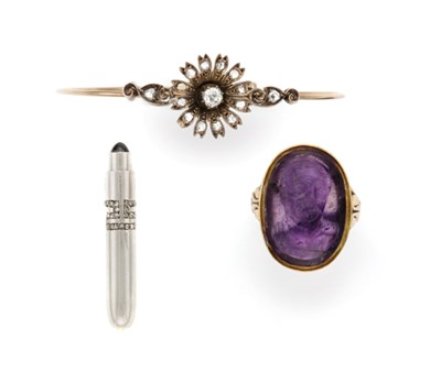 Lot 3 - Antique Gold and Amethyst Cameo Ring and Diamond Flower Bangle and Art Deco Platinum, Diamond And Cabochon Sapphire Retractable Pencil