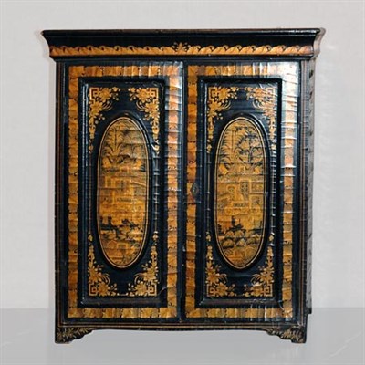 Lot 401 - Chinese Export Gilt Decorated Black Lacquered...