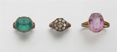Lot 2372 - Five Antique Gem-Set Rings