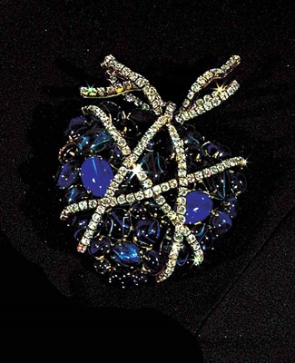 Lot 196B - Iradj Moini Verdura Style Ribbon-Tied Heart Brooch