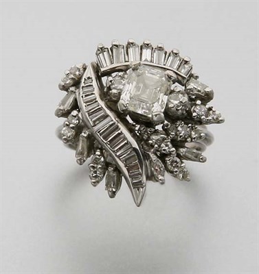 Lot 2365 - Diamond Ring