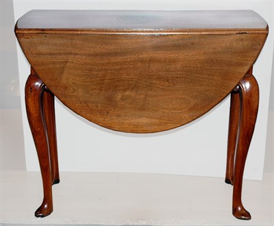 Lot 3488 - Queen Anne Style Mahogany Drop-Leaf Table...