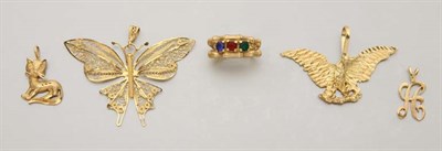 Lot 2079 - Assorted Group of Gold and Metal Jewelry