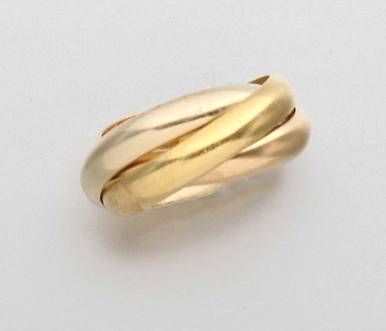 Lot 2306 - Gold Rolling Ring
