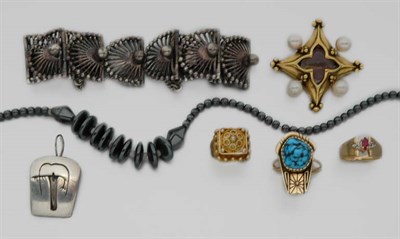 Lot 2052 - Group of Jewelry