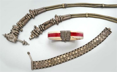 Lot 2139 - Assorted Group of Ethnic Jewelry