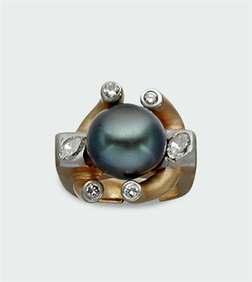 Lot 2428 - Gold, Black Cultured Pearl and Diamond Ring