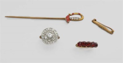 Lot 2006 - Group of Jewelry