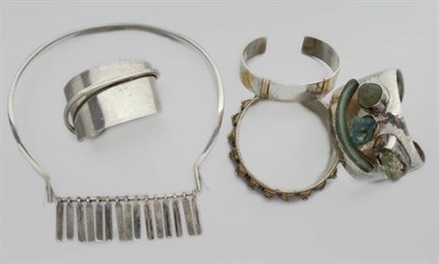Lot 2160 - Assorted Group of Silver and Metal Jewelry