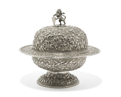 Lot 2253 - American Floral Repousse Silver Covered Dish G....