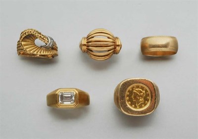 Lot 2850 - Assorted Group of Wedding Bands and Rings