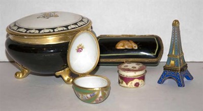 Lot 1334 - Group of Porcelain Trinket Boxes Approximately...