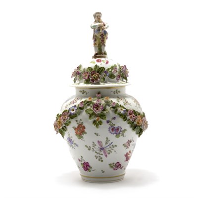 Lot 3224 - Meissen Floral and Figural Decorated Porcelain...