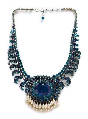 Lot 237 - Bib Necklace with Pearls