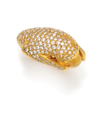 Lot 311 - Gold and Diamond Panther Ring
