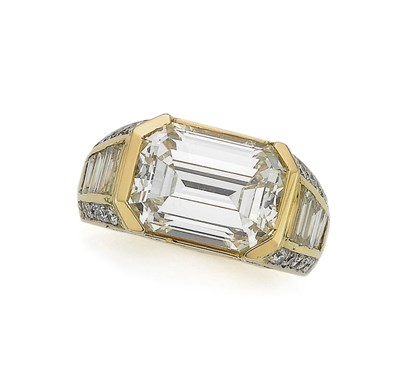 Lot 388 - Gold and Diamond Ring, Cartier