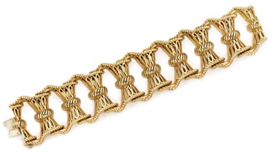 Lot 485 - Gold Bracelet